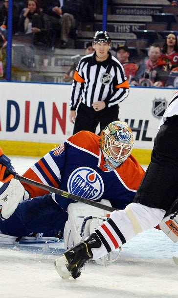 Toews, Hossa lead way as Blackhawks clobber Oilers